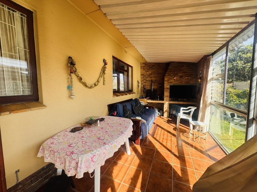 4 Bedroom Property for Sale in Van Der Stel Western Cape